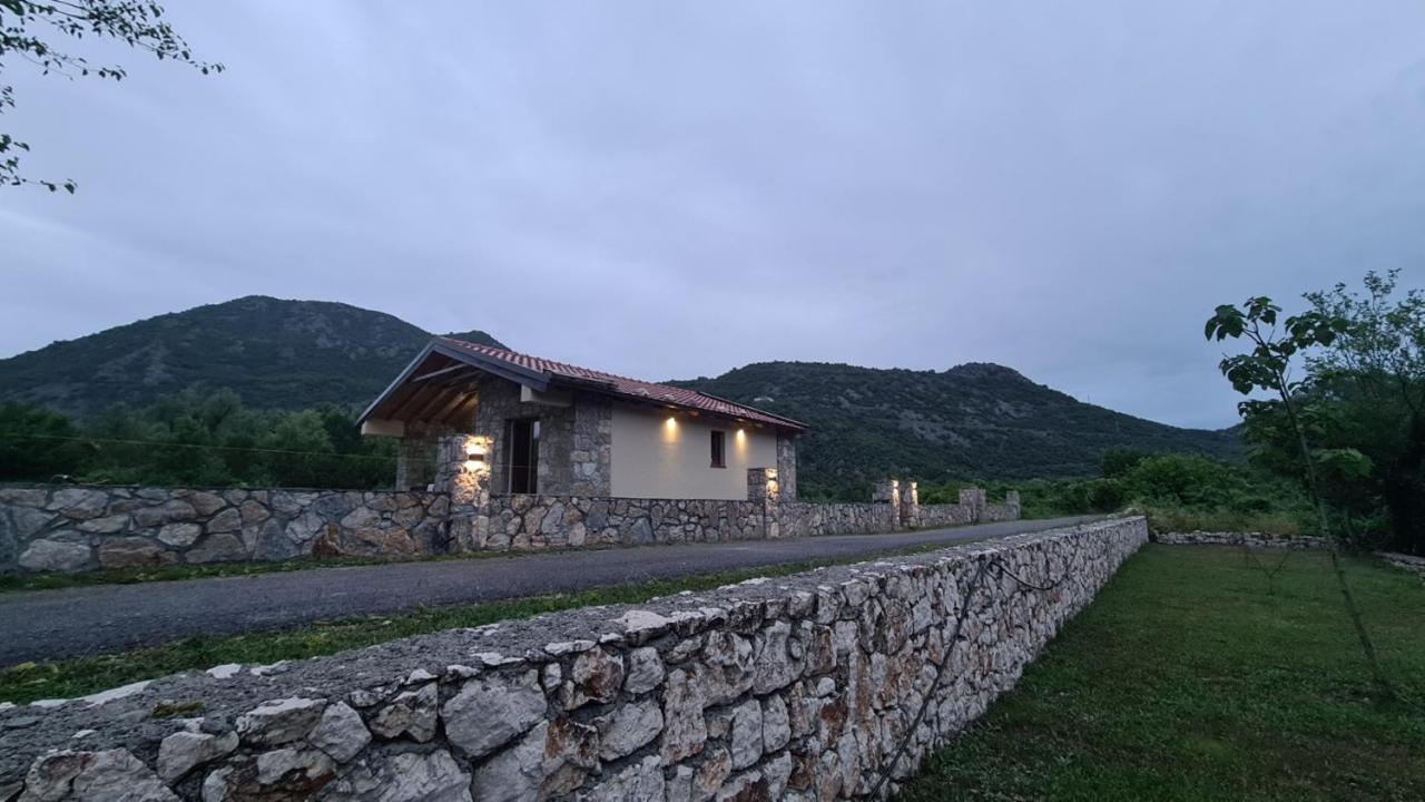 Orahovo Stone Vilas Virpazar Extérieur photo