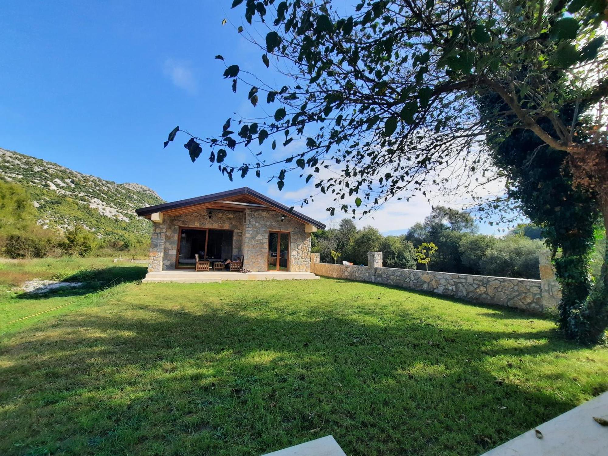 Orahovo Stone Vilas Virpazar Extérieur photo